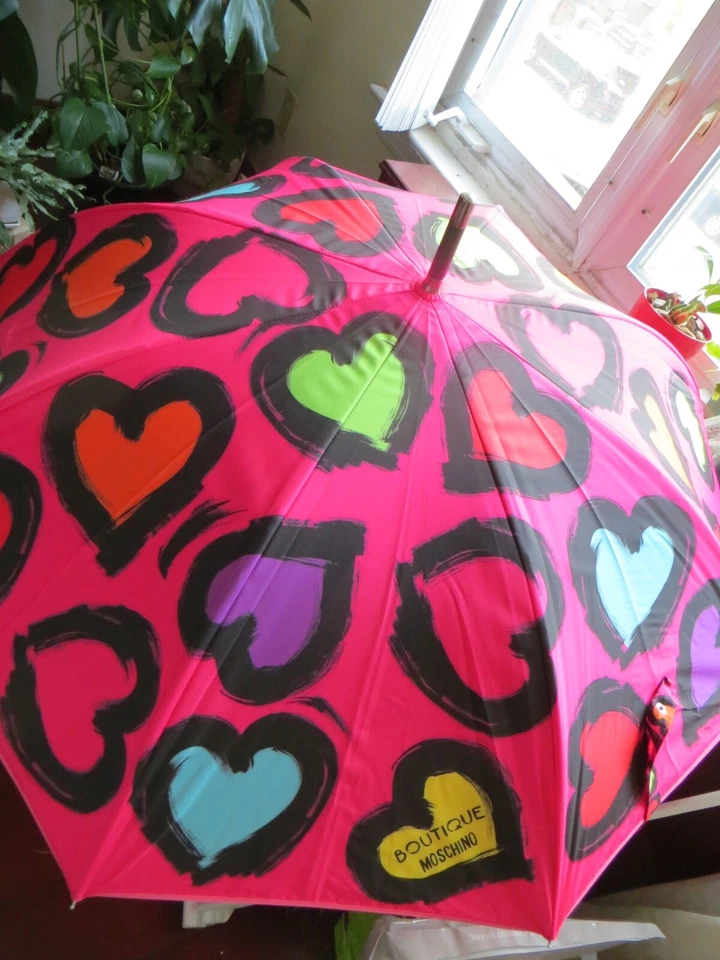 NUEVO CON ETIQUETAS PARAGUAS MOSCHINO JOYA PALO FACIAL VALOR $150.00 Foto 1 de 4