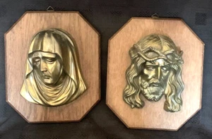 Vintage Paar Jesus & Maria Ikone Relief Portraits Metall auf Holz Wandrelief - Bild 1 von 7