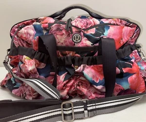 Bolso de Lona Lululemon Yoga On The Fly Jardín Secreto Hermosa Correa Rosas Incluye - Imagen 1 de 15