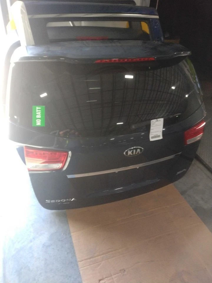 Trunk/Hatch/Tailgate Manual Lift Privacy Tint Glass Fits 15-18 SEDONA 565355 - Imagem 1 de 1