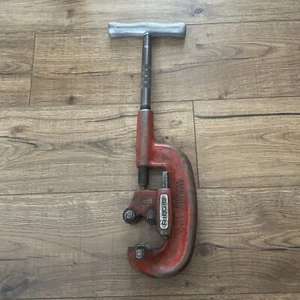 VTG No. 1-2 Rigid No. 2A Heavy Duty Pipe Cutter Tool 1/8" to 2" Made USA - Picture 1 of 8