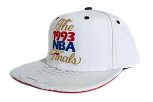 Mitchell & Ness Chicago Bulls 1993 NBA Finals White Python Just Don Style Hat - Bild 1 von 2