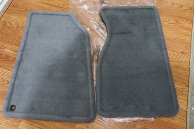 NOS OEM 1994 - 1998 Ford Mustang carpet floor mats Foto 1 de 4