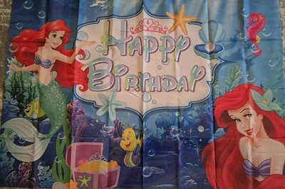 Paquete de fiesta de sirena para 30 invitados con una pancarta de 58x39 pulgadas Foto 1 de 4