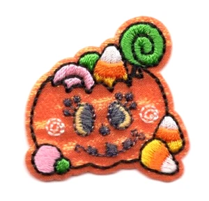 HALLOWEEN PUMPKIN WITH CANDY Iron On Patch Holiday Scary Fun Halloween - Picture 1 of 1