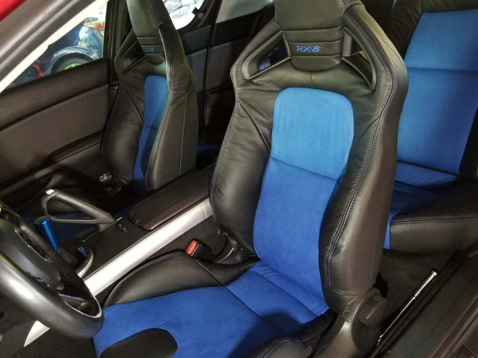 Сменные кожаные чехлы на сиденья Mazda RX-8 R3 Recaro 2009-2011 черные с синими - Изображение 1 из 4
