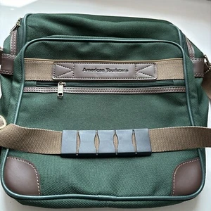 American Tourister Carry On Duffle Bag Green Luggage Tote - Picture 1 of 6