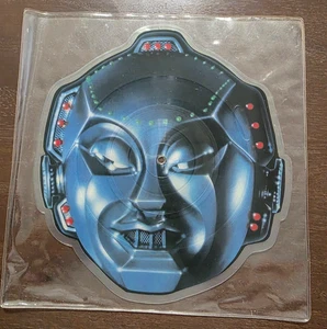 Styx Don’t Let It End Shaped Picture Disc 1983 AMX120 Near Mint Vinyl Unplayed - Picture 1 of 3