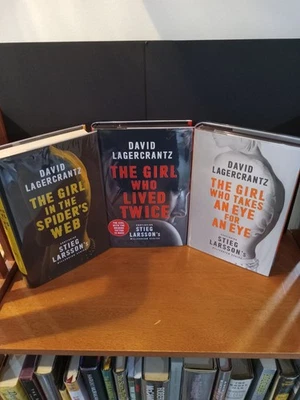 SIGNED DAVID LAGERCRANTZ       GIRL WITH THE DRAGON TATTOO COLLECTION  GOLDSBORO Foto 1 de 4