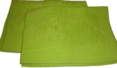VINTAGE Lot (2) Lime Green Floral Fabric Napkins Table Linens 16" x 11"      C10 - Image 1 of 3