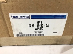FORD SOCKET AND WIRE ASY - LAMP 9C2Z13412GA NEW OEM 9C2Z13412GA - Foto 1 di 4