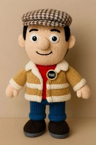 Del Boy Knitted Knitting Pattern Only 25cm Tall Only Fools and Horses Teddy - Picture 1 of 1