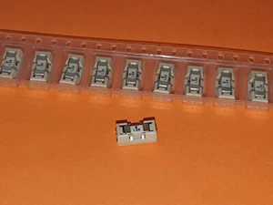 10x 1,5A / 125V SMD-Sicherung mit Halter OMNI BLOK Nano2® Littelfuse - Picture 1 of 6