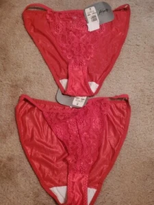 Lilyette Lace Red Size M Low Rise Underwear Set of 2 NEW - Picture 1 of 4