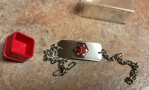 Diabetic medical alert bracelet Metal - Picture 1 of 3