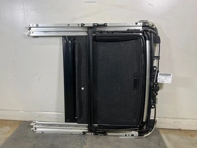 Marco de techo corredizo Lexus IS 250 350 2014-2020 con techo interior parasol OEM Foto 1 de 4