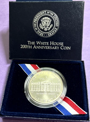 1992 US Mint White House 200th Anniversary UNC Silver Dollar w/ COA - Image 1 of 4