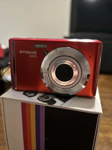 Polaroid iE826 Digital Camera Red 18MP LCD Compact Point Shoot UNTESTED - Picture 1 of 10