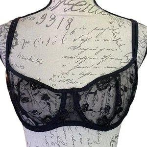 Victoria's Secret Black Lace Underwire Demi Bra Size 34C - Picture 1 of 2