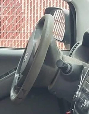 Airbag volante conductor Suzuki Equator LH 2009-2013 OEM Foto 1 de 4