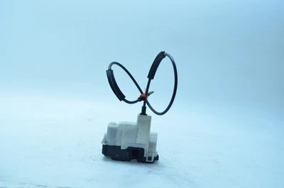 12-17 FIAT 500 ACTUADOR DE CIERRE DE PUERTA DE PASAJERO DELANTERO DERECHO OEM Foto 1 de 4