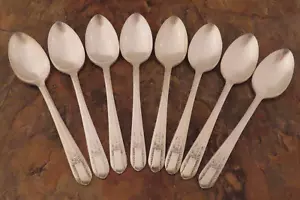 IS Juego Reflectante de 8 Cucharaditas Cuchara Wm Rogers De Colección Cubiertos Plateados Lote D - Imagen 1 de 5