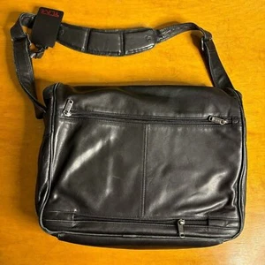Tumi Black Leather Computer bag Brief Case Large - Picture 1 of 13