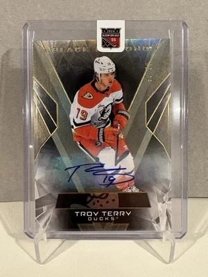 2025-26 Upper Deck Black Diamond Troy Terry Ducks Auto /99￼ - Image 1 of 2