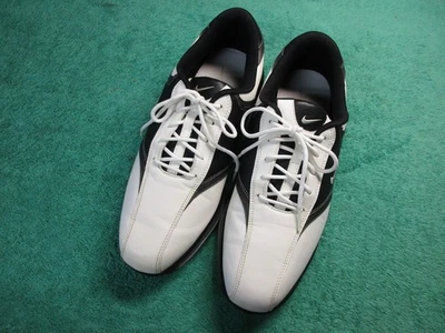 Nike Men’s Golf Shoes Size 9 Black/White, Soft Spikes, Near Flawless Condition! - Image 1 of 4