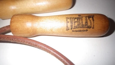 Rodamiento de bolas de cuerda de salto de cuero con mango de madera Everlast modelo raro # Foto 1 de 4