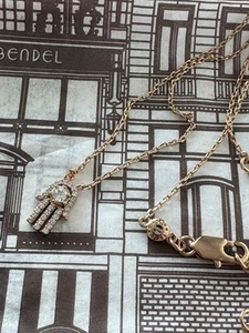 Henri Bendel Hamsa Shape Paved Pendant Necklace in Rose Gold Color. New! 😍 - Picture 1 of 5