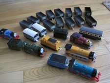 GULLANE THOMAS & FRIENDS TRACKMASTER MOTORIZED TRAIN CARS LOT