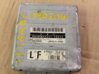 97 98 1997 1998 LEXUS ES300 TOYOTA CAMRY ABS MÓDULO DE FREIO ANTIBLOQUEIO COMPUTADOR - Imagem 1 de 4