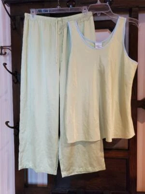 NUEVO CON ETIQUETAS CABERNET CAMISETA SIN MANGAS CAPRI PANTALÓN PIJAMA CONJUNTO POLIÉSTER LIMA M Foto 1 de 4