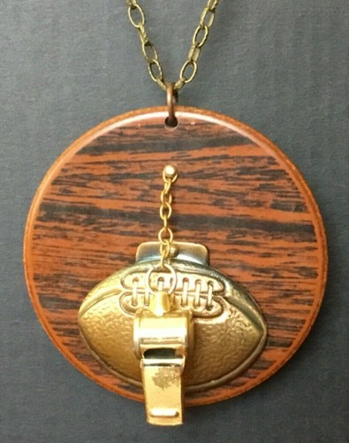 COACH Collana con ciondolo calcio e fischietto disco marrone 20" catena ottone allenatore unica