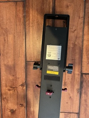 American DJ Ikon Profile 32W LED Effect Light - Black (IKO268) - Image 1 of 4