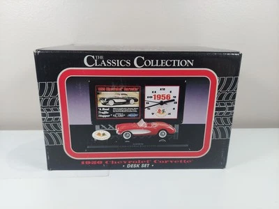 RARE VTG Classics Collection 1956 Red Chevrolet Corvette Desk Set Car & Clock - Image 1 of 4