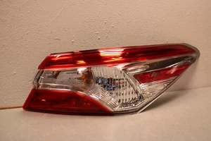 2018 2020 TOYOTA CAMRY RIGHT SIDE TAIL LIGHT - Picture 1 of 13