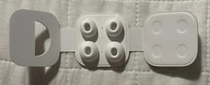 Apple AirPod PRO Genuine Replacement Ear Tips  (S, L) 1 Pair Of Each White - Picture 1 of 2