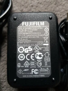 Genuine FUJIFILM Charger AC-5VA JX420, JX440 JX295, JX330, JX335, JX370 JX290 - Picture 1 of 3
