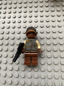 LEGO Rebel Lieutenant Sefla Minifigure Star Wars Rogue One AT-ST Walker 75153