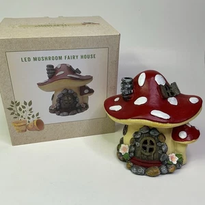 Cracker Barrel LED Lighted Mushroom Fairy House NIB Battery Operated - Picture 1 of 7