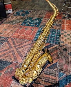 Elkhart Series 2 Alto Saxophone - Picture 1 of 6