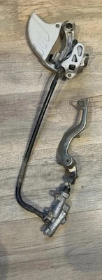 Yamaha Yz250f 2004 OEM sistema de frenos trasero completo! Foto 1 de 4