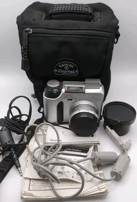 Rare Olympus Camedia C-700 Ultra 10x Zoom  Digital Camera. Inc Accessories  - Image 1 of 4