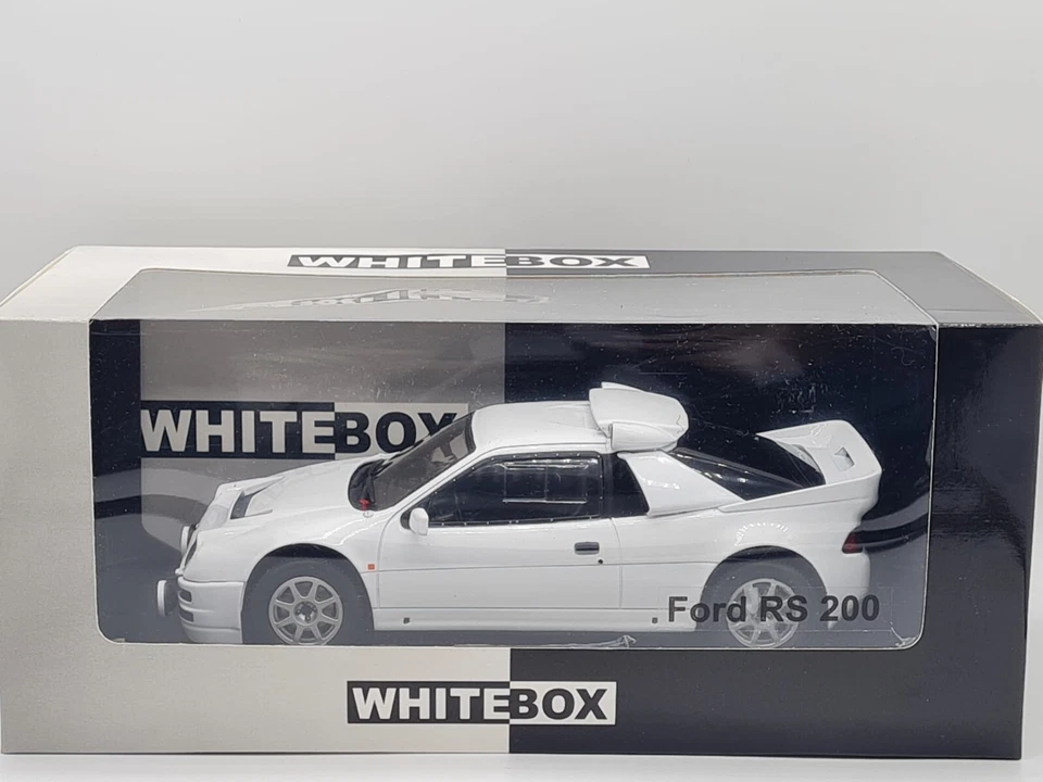 Ford RS 200 - WHITEBOX 1:24 - Immagine 1 di 1