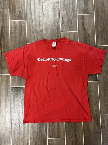 Detroit Red Wings NHL 2007-2008 The Cup Lives Here Red T-Shirt Double Sided XL Cover