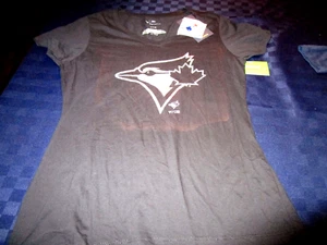 NWT FANATICS MLB BASEBALL TORONTO BLUE JAYS WOMENS S/S T SHIRT BLACK V NECK SM - Picture 1 of 2
