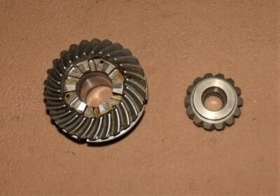 Johnson Evinrude Counter Rotation Gear Set .54 14/26 R PN 5004939 Fits 1991 & UP - Image 1 of 4