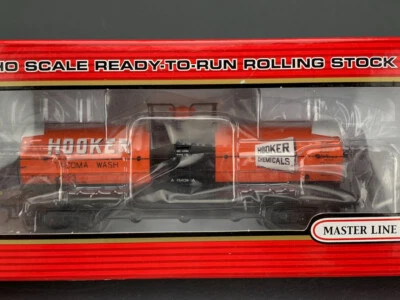 HO Atlas Master 11k gal Tank Car Hooker Chemicals #1273 NIB! HO6006 - Image 1 of 4